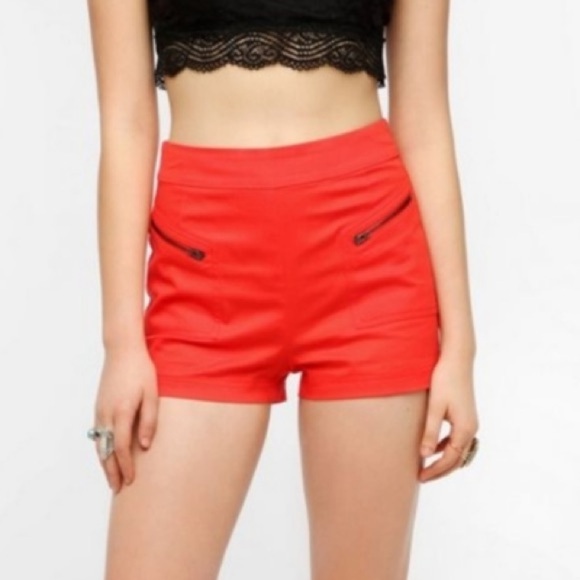 Urban Outfitters Silence +‎ Noise UO Trudy high rise shorts size 2 - Picture 1 of 8